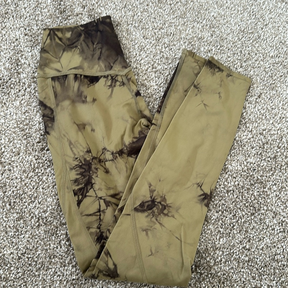 Alphalete leggings